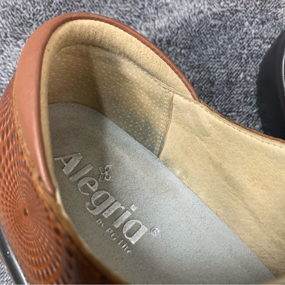 Alegria Joleen Brandy Loafer US 9EU 39 Brown Platform Slip on Leather Tooled - Picture 9 of 12